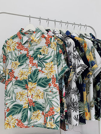 المرأة عارضة زر يترك الأزهار طباعة شاطئ عطلة الصيف بلوزة