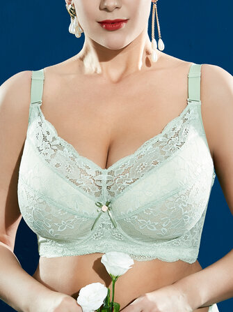 Koronkowy biustonosz push-up z pełnym pokryciem w kształcie litery J